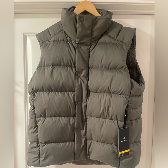 lululemon athletica Other - Lululemon Wunder puff vest